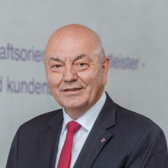Dr Dieter Pfortner